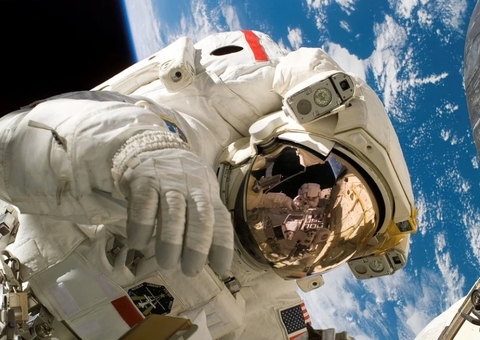 Filha de astronauta fará parte da próxima missão no Espaço da Blue Origin