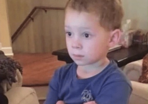 Veja como está Gavin Thomas, o menino dos memes e figurinhas do Whatsapp