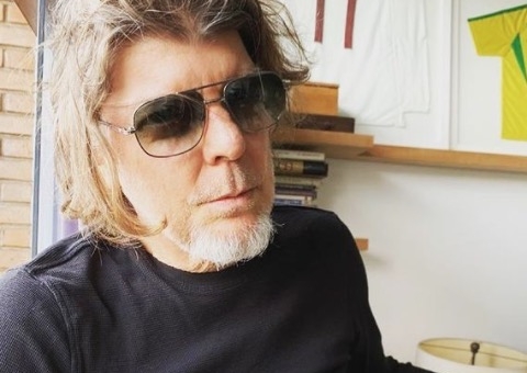 Vocalista do Titãs, Branco Mello, retira tumor na hipofaringe 