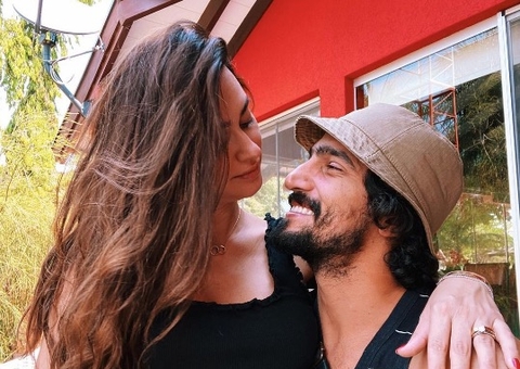 Nasce Francisco, primeiro filho de Thaila Ayala e Renato Góes