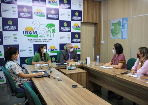 Parceria entre UEA e Idam vai ajudar agricultores com contabilidade rural