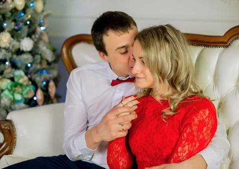 Mulher viraliza ao revelar que marido paga R$ 128 para ela fazer sexo com ele