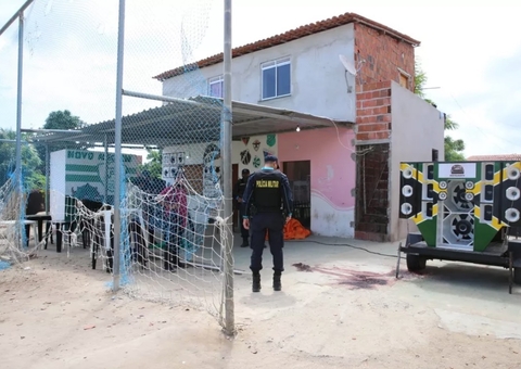 Chacina deixa 5 mortos e 6 feridos em festa de Natal