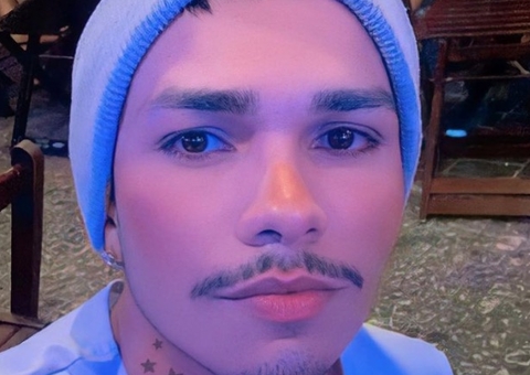 Cantor de forró morre em acidente após show no Ceará 