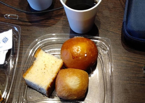 Passageiros relatam falta de comida e limpeza em cruzeiros com surto de Covid