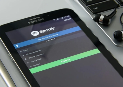  Saiba como criar uma 'playlist colaborativa' do Spotify com amigos e família