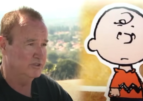 Morre Peter Robbins, voz do personagem Charlie Brown aos 65 anos 