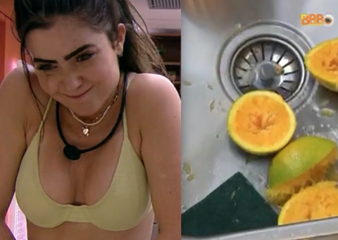 Jade Picon passa sufoco ao usar espremedor manual para fazer suco de laranja
