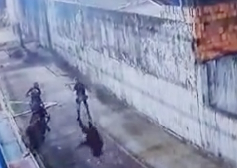 Homem é preso ao tentar arremessar celulares para dentro de presídio em Coari; Vídeo