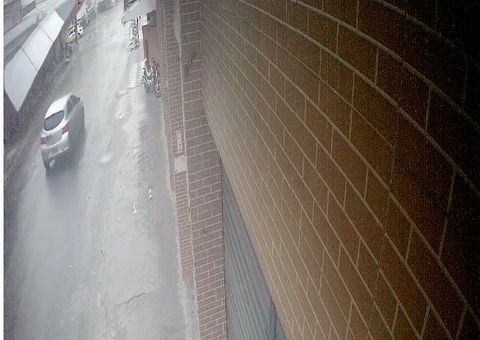 Vídeo mostra momento em que marquise desaba em Manaus; Adolescente morreu