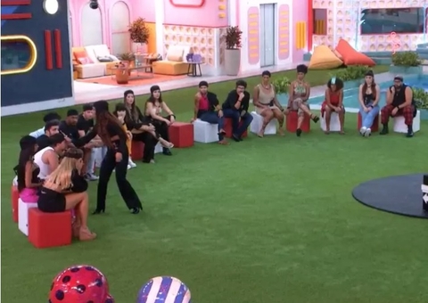 BBB22: Maria dá ‘tapa’ na testa de Arthur em Jogo da Discórdia e web reage