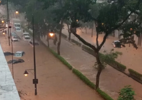 Mortes pela chuva em Petrópolis chegam a 120