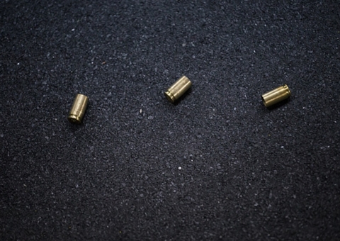 Homem é atingido por bala perdida durante tiroteio no Amazonas