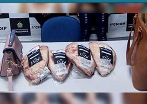 Mulher é presa e adolescente apreendida após furto de carnes em Manaus 