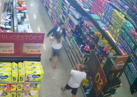 Jornalistas Ronaldo Tiradentes e Alex Braga brigam em supermercado de Manaus