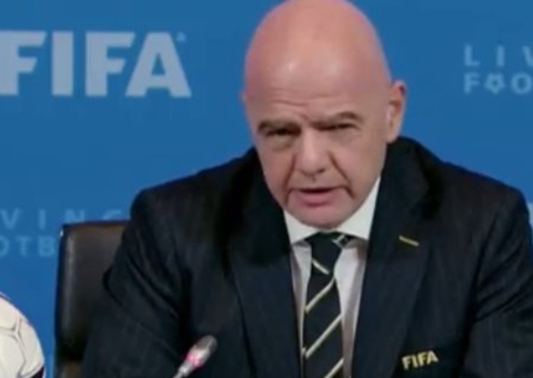 Rússia é proibida pela Fifa de usar hino, bandeira e sediar jogos