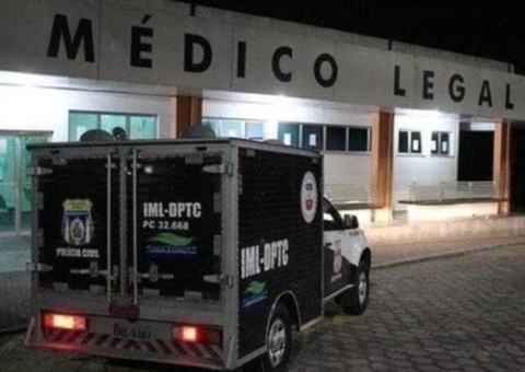 Babá é encontrada morta em área de mata na Ponta Negra 