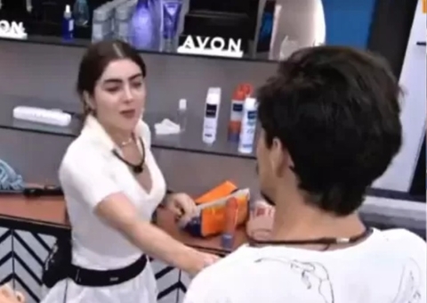 BBB22: Eliezer convida Jade para dormir com ele e leva fora 