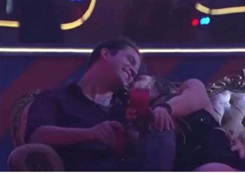 BBB22: Gustavo faz proposta picante para Laís: ‘Que vontade’