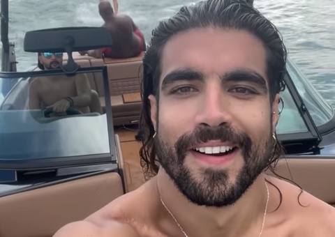 Caio Castro engata affair com repórter do Faustão 