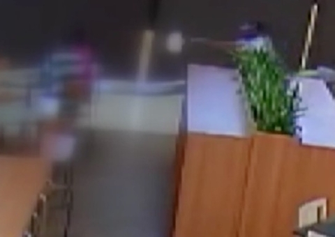 Homem é executado em praça de alimentação de shopping; Veja vídeo