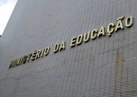 PF abre inquérito para apurar suposto esquema de pastores no Ministério da Educação