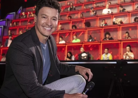 Jurados do ‘Canta Comigo’ que se recusaram a tomar vacina são dispensados