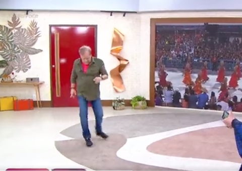 Chico Pinheiro chega sambando no ‘Mais Você’ e bomba na web