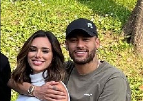 Neymar surpreende Bruna Biancardi e leva amigas da namorada para Paris