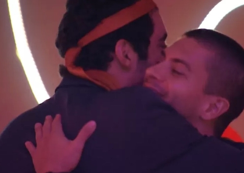 Pedro Scooby diz que jamais ficará contra Arthur: ‘sei do seu coração’