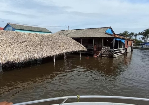 Cheia dos rios inunda escolas e casas em Nhamundá; mais de 1,2 mil famílias são afetadas