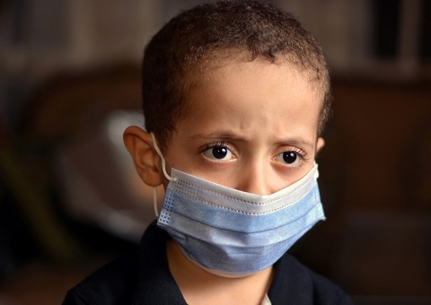 Cientistas relacionam confinamento com causa de hepatite aguda grave em crianças