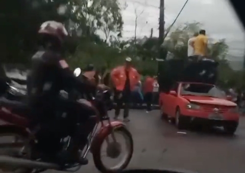 Manifestação no Distrito Industrial deixa trânsito lento em Manaus; vídeo