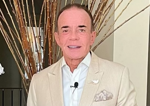 Chiquinho Scarpa é intubado após passar por 6 cirurgias em um mês