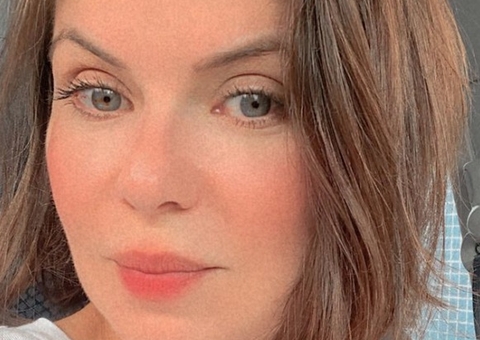 Mulher tatua chocolate Caribe e viraliza nas redes sociais: 'injustiçado'