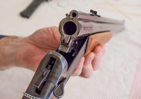 Igreja evangélica faz rifa de espingarda para reformar templo 