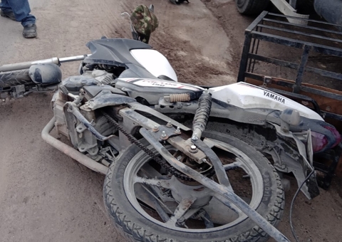 Motociclista tem perna quebrada em acidente em Manaus