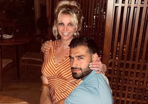 Britney Spears deve se casar nesta quinta em cerimônia sem o pai, mãe e irmã