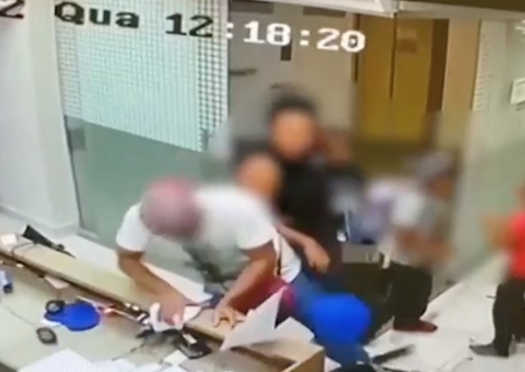 Vídeo: Homem acusa dentista de implantar chip no dente da esposa e quebra clínica