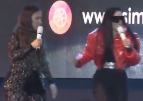Simone canta sozinha e climão é instaurado após Simaria chegar no fim do show