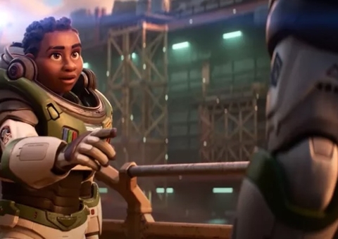 'Lightyear', da Pixar, é banido nos Emirados Árabes por beijo lésbico