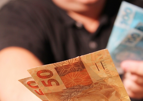 Cliente de bar é condenado a pagar R$ 15 mil para funcionário que chamou de 'macaco'