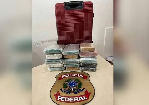 Mala com 16 quilos de maconha avaliada em R$ 130 mil é apreendida no Amazonas