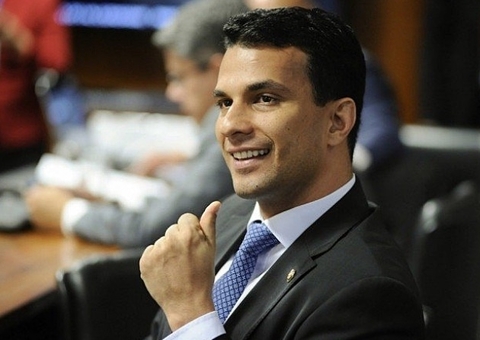 Justiça arquiva inquérito contra senador Irajá por acusação de estupro