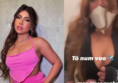 Zíper de influencer arrebenta e jovem fica com seios expostos em meio a voo