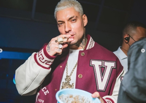 Filipe Ret mostra balde com cigarros de maconha em aniversário: ‘open beck’