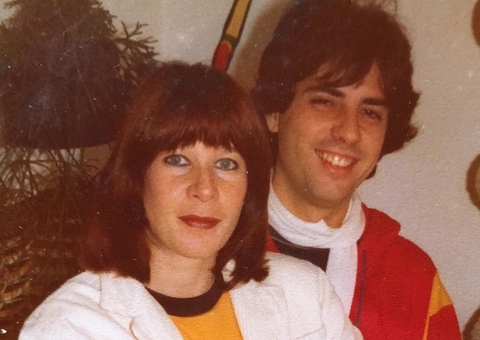 Rita Lee aparece em registro feito pelo marido após remissão do câncer