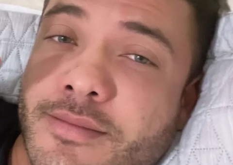 Wesley Safadão sofre lesão na coluna e cancela shows
