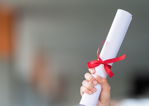 PL estabelece prazo de 60 dias para entrega de diploma universitário em Manaus