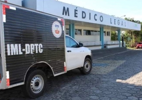 Corpo de mulher é encontrado em casa abandonada em Manaus 